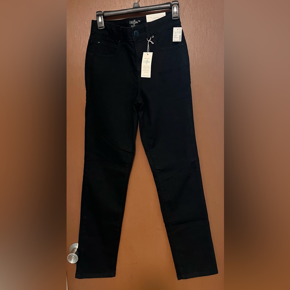 Maurice’s Everflex Black Straight High Rise Jeans Size 4